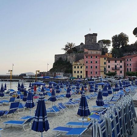 Comodo Al Mare Lerici Kültér fotó